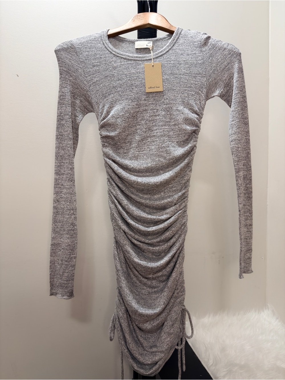 ARITZIA Wilfred Heather Gray Ruched Long-Sleeve Midi Dress